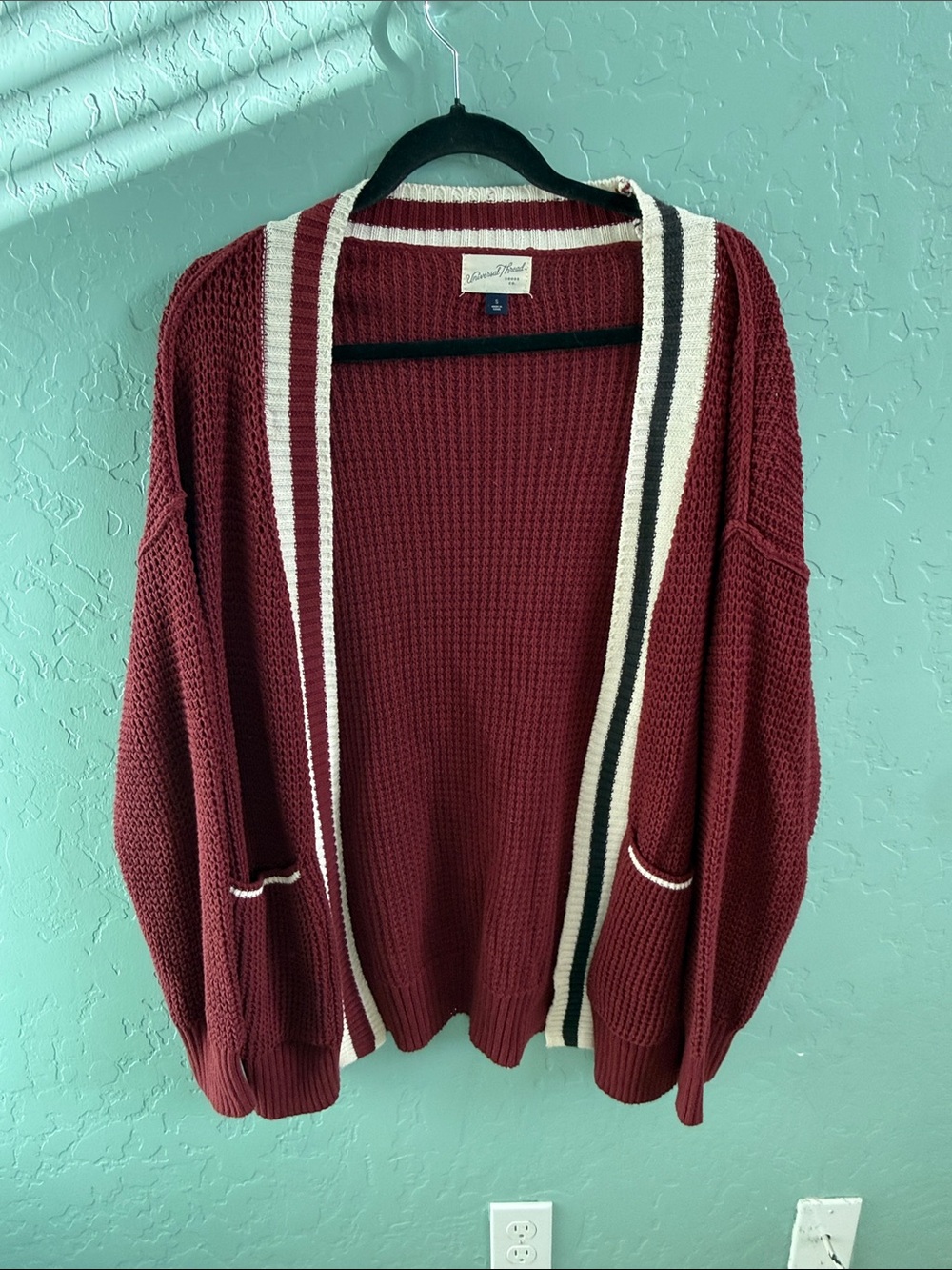 Universal Thread Burgundy Open-Front Cardigan with Cream & Black Trim